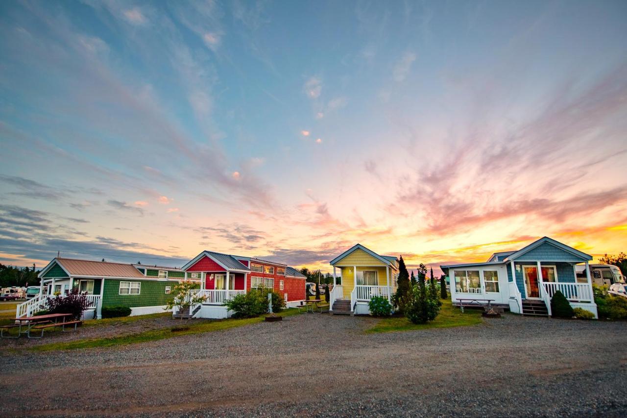 Narrows Too Camping Resort Loft Cottage 12 Trenton Exterior photo